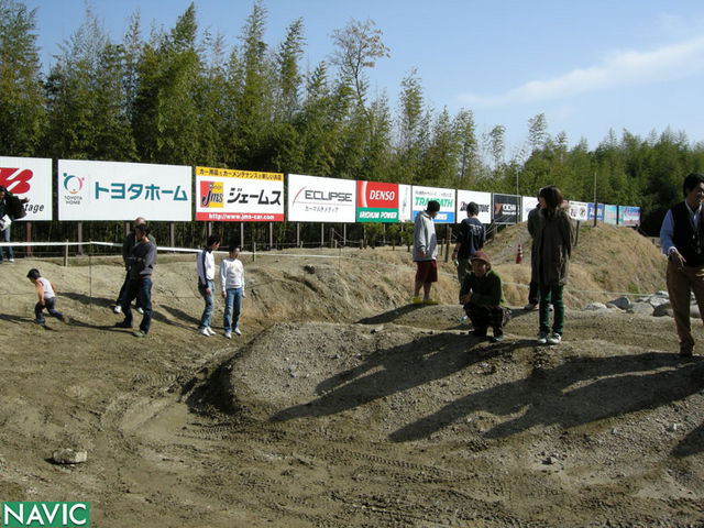 クリックでフルサイズのイメージを表示する